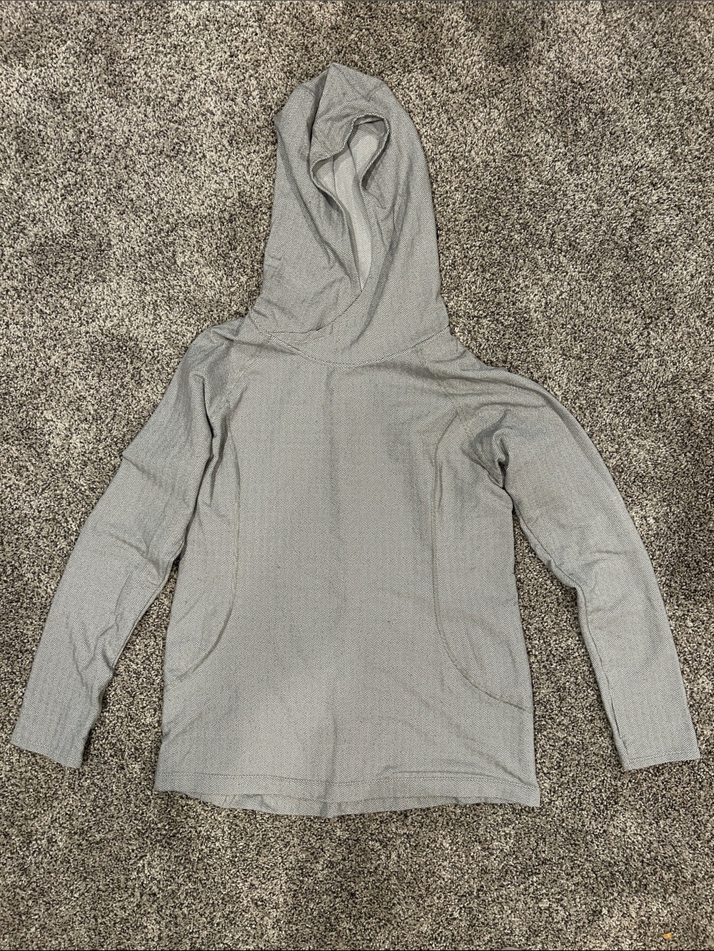 PATAGONIA Synthetic Active Herribone Hoodie in Gray Size Medium